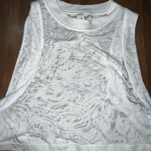 Lululemon white cropped tank